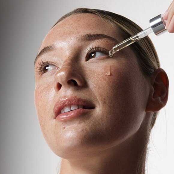 NEXXT Vitamin C Serum NIB - Picture 2 of 6